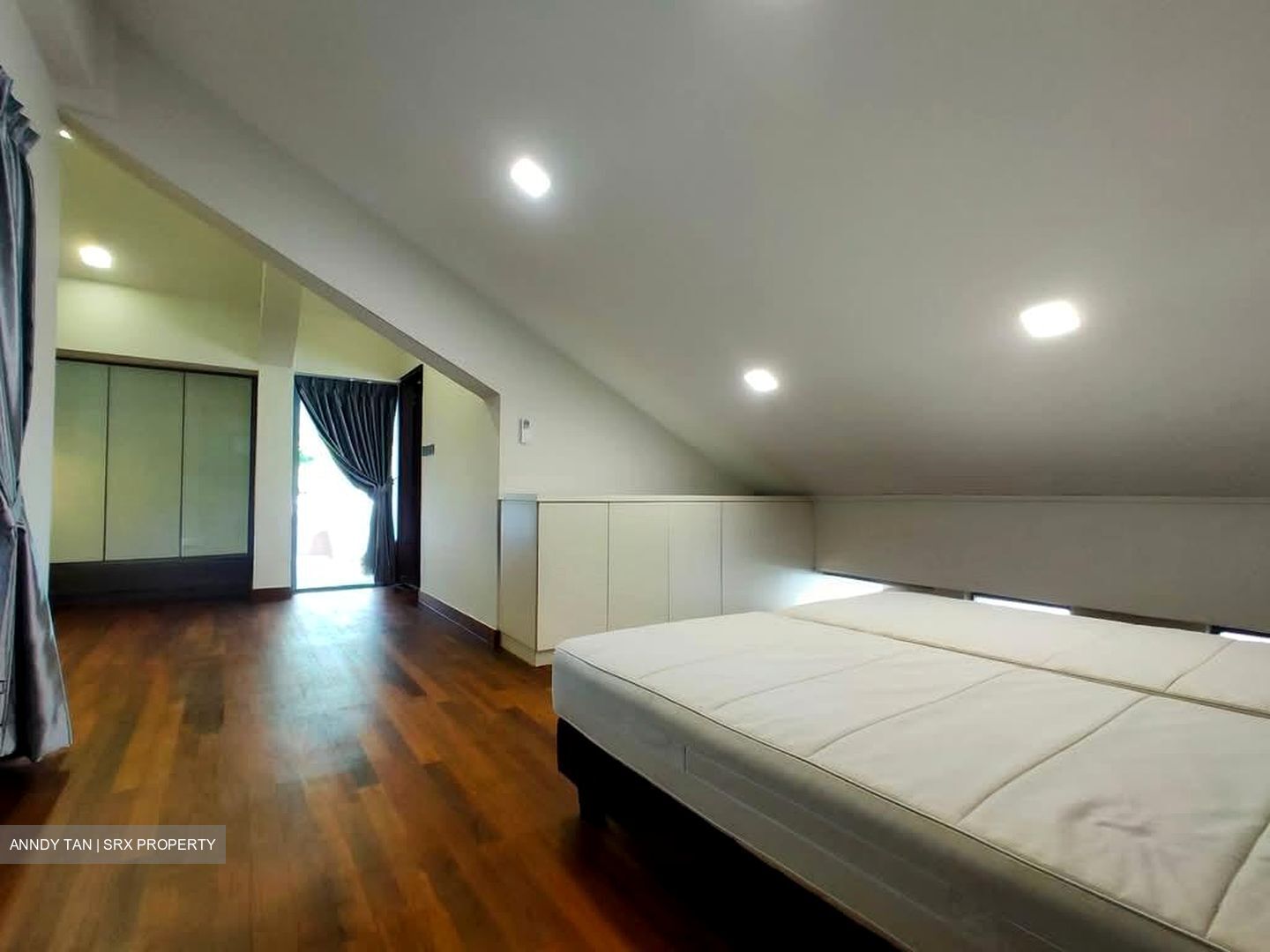 Jalan Langgar Bedok (D16), Semi-Detached #566807841